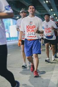 BIB: 4516, 3242
                            <button type="button" onclick="openModal(5944048)" class="btn btn-primary btn-sm float-right btn-popup" data-toggle="modal" data-target=".modal-high-quality">
                        <i class="fas fa-shopping-cart"></i> Add to Cart
                    </button>
                                            <button type="button" onclick="isThisMe(5944048, true)" class="btn btn-success btn-sm float-right btn-popup btn-isme hidden" data-toggle="tooltip" data-placement="bottom" title="นี่คือรูปของคุณใช่ไหม คลิกที่นี่เพื่อเอาเข้าอัลบั้ม">
                        <i class="fas fa-plus"></i> Add to album
                    </button>
                    <button type="button" onclick="isThisMe(5944048, false)" class="btn btn-warning btn-sm float-right btn-popup btn-isnotme hidden">
                        <i class="fas fa-ban"></i> Remove from album
                    </button>