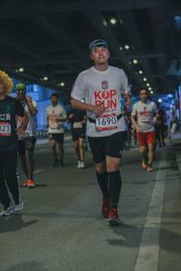 BIB: 1690, 5498, 321
                            <button type="button" onclick="openModal(5943162)" class="btn btn-primary btn-sm float-right btn-popup" data-toggle="modal" data-target=".modal-high-quality">
                        <i class="fas fa-shopping-cart"></i> Add to Cart
                    </button>
                                            <button type="button" onclick="isThisMe(5943162, true)" class="btn btn-success btn-sm float-right btn-popup btn-isme hidden" data-toggle="tooltip" data-placement="bottom" title="นี่คือรูปของคุณใช่ไหม คลิกที่นี่เพื่อเอาเข้าอัลบั้ม">
                        <i class="fas fa-plus"></i> Add to album
                    </button>
                    <button type="button" onclick="isThisMe(5943162, false)" class="btn btn-warning btn-sm float-right btn-popup btn-isnotme hidden">
                        <i class="fas fa-ban"></i> Remove from album
                    </button>