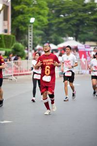 BIB: 5715, 1354, 131
                            <button type="button" onclick="openModal(6007992)" class="btn btn-primary btn-sm float-right btn-popup" data-toggle="modal" data-target=".modal-high-quality">
                        <i class="fas fa-shopping-cart"></i> Add to Cart
                    </button>
                                            <button type="button" onclick="isThisMe(6007992, true)" class="btn btn-success btn-sm float-right btn-popup btn-isme hidden" data-toggle="tooltip" data-placement="bottom" title="นี่คือรูปของคุณใช่ไหม คลิกที่นี่เพื่อเอาเข้าอัลบั้ม">
                        <i class="fas fa-plus"></i> Add to album
                    </button>
                    <button type="button" onclick="isThisMe(6007992, false)" class="btn btn-warning btn-sm float-right btn-popup btn-isnotme hidden">
                        <i class="fas fa-ban"></i> Remove from album
                    </button>