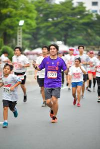 BIB: 1729, 7394
                            <button type="button" onclick="openModal(6003922)" class="btn btn-primary btn-sm float-right btn-popup" data-toggle="modal" data-target=".modal-high-quality">
                        <i class="fas fa-shopping-cart"></i> Add to Cart
                    </button>
                                            <button type="button" onclick="isThisMe(6003922, true)" class="btn btn-success btn-sm float-right btn-popup btn-isme hidden" data-toggle="tooltip" data-placement="bottom" title="นี่คือรูปของคุณใช่ไหม คลิกที่นี่เพื่อเอาเข้าอัลบั้ม">
                        <i class="fas fa-plus"></i> Add to album
                    </button>
                    <button type="button" onclick="isThisMe(6003922, false)" class="btn btn-warning btn-sm float-right btn-popup btn-isnotme hidden">
                        <i class="fas fa-ban"></i> Remove from album
                    </button>