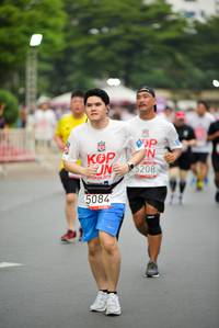 BIB: 5208, 2019, 5084
                            <button type="button" onclick="openModal(5996582)" class="btn btn-primary btn-sm float-right btn-popup" data-toggle="modal" data-target=".modal-high-quality">
                        <i class="fas fa-shopping-cart"></i> Add to Cart
                    </button>
                                            <button type="button" onclick="isThisMe(5996582, true)" class="btn btn-success btn-sm float-right btn-popup btn-isme hidden" data-toggle="tooltip" data-placement="bottom" title="นี่คือรูปของคุณใช่ไหม คลิกที่นี่เพื่อเอาเข้าอัลบั้ม">
                        <i class="fas fa-plus"></i> Add to album
                    </button>
                    <button type="button" onclick="isThisMe(5996582, false)" class="btn btn-warning btn-sm float-right btn-popup btn-isnotme hidden">
                        <i class="fas fa-ban"></i> Remove from album
                    </button>