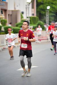 BIB: 1209
                            <button type="button" onclick="openModal(6007989)" class="btn btn-primary btn-sm float-right btn-popup" data-toggle="modal" data-target=".modal-high-quality">
                        <i class="fas fa-shopping-cart"></i> Add to Cart
                    </button>
                                            <button type="button" onclick="isThisMe(6007989, true)" class="btn btn-success btn-sm float-right btn-popup btn-isme hidden" data-toggle="tooltip" data-placement="bottom" title="นี่คือรูปของคุณใช่ไหม คลิกที่นี่เพื่อเอาเข้าอัลบั้ม">
                        <i class="fas fa-plus"></i> Add to album
                    </button>
                    <button type="button" onclick="isThisMe(6007989, false)" class="btn btn-warning btn-sm float-right btn-popup btn-isnotme hidden">
                        <i class="fas fa-ban"></i> Remove from album
                    </button>