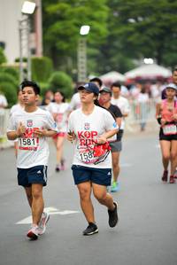 BIB: 1581, 158
                            <button type="button" onclick="openModal(5995568)" class="btn btn-primary btn-sm float-right btn-popup" data-toggle="modal" data-target=".modal-high-quality">
                        <i class="fas fa-shopping-cart"></i> Add to Cart
                    </button>
                                            <button type="button" onclick="isThisMe(5995568, true)" class="btn btn-success btn-sm float-right btn-popup btn-isme hidden" data-toggle="tooltip" data-placement="bottom" title="นี่คือรูปของคุณใช่ไหม คลิกที่นี่เพื่อเอาเข้าอัลบั้ม">
                        <i class="fas fa-plus"></i> Add to album
                    </button>
                    <button type="button" onclick="isThisMe(5995568, false)" class="btn btn-warning btn-sm float-right btn-popup btn-isnotme hidden">
                        <i class="fas fa-ban"></i> Remove from album
                    </button>