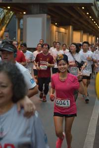 BIB: 2584, 8792, 4041
                            <button type="button" onclick="openModal(6081096)" class="btn btn-primary btn-sm float-right btn-popup" data-toggle="modal" data-target=".modal-high-quality">
                        <i class="fas fa-shopping-cart"></i> Add to Cart
                    </button>
                                            <button type="button" onclick="isThisMe(6081096, true)" class="btn btn-success btn-sm float-right btn-popup btn-isme hidden" data-toggle="tooltip" data-placement="bottom" title="นี่คือรูปของคุณใช่ไหม คลิกที่นี่เพื่อเอาเข้าอัลบั้ม">
                        <i class="fas fa-plus"></i> Add to album
                    </button>
                    <button type="button" onclick="isThisMe(6081096, false)" class="btn btn-warning btn-sm float-right btn-popup btn-isnotme hidden">
                        <i class="fas fa-ban"></i> Remove from album
                    </button>