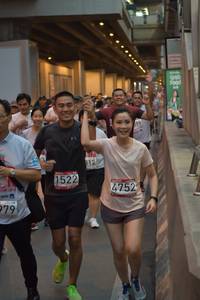 BIB: 812, 1522, 4752
                            <button type="button" onclick="openModal(6081079)" class="btn btn-primary btn-sm float-right btn-popup" data-toggle="modal" data-target=".modal-high-quality">
                        <i class="fas fa-shopping-cart"></i> Add to Cart
                    </button>
                                            <button type="button" onclick="isThisMe(6081079, true)" class="btn btn-success btn-sm float-right btn-popup btn-isme hidden" data-toggle="tooltip" data-placement="bottom" title="นี่คือรูปของคุณใช่ไหม คลิกที่นี่เพื่อเอาเข้าอัลบั้ม">
                        <i class="fas fa-plus"></i> Add to album
                    </button>
                    <button type="button" onclick="isThisMe(6081079, false)" class="btn btn-warning btn-sm float-right btn-popup btn-isnotme hidden">
                        <i class="fas fa-ban"></i> Remove from album
                    </button>