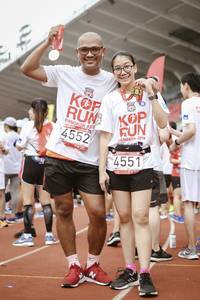 BIB: 4552, 2019, 4551
                            <button type="button" onclick="openModal(6090220)" class="btn btn-primary btn-sm float-right btn-popup" data-toggle="modal" data-target=".modal-high-quality">
                        <i class="fas fa-shopping-cart"></i> Add to Cart
                    </button>
                                            <button type="button" onclick="isThisMe(6090220, true)" class="btn btn-success btn-sm float-right btn-popup btn-isme hidden" data-toggle="tooltip" data-placement="bottom" title="นี่คือรูปของคุณใช่ไหม คลิกที่นี่เพื่อเอาเข้าอัลบั้ม">
                        <i class="fas fa-plus"></i> Add to album
                    </button>
                    <button type="button" onclick="isThisMe(6090220, false)" class="btn btn-warning btn-sm float-right btn-popup btn-isnotme hidden">
                        <i class="fas fa-ban"></i> Remove from album
                    </button>