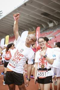 BIB: 4552, 2019, 4551
                            <button type="button" onclick="openModal(6090211)" class="btn btn-primary btn-sm float-right btn-popup" data-toggle="modal" data-target=".modal-high-quality">
                        <i class="fas fa-shopping-cart"></i> Add to Cart
                    </button>
                                            <button type="button" onclick="isThisMe(6090211, true)" class="btn btn-success btn-sm float-right btn-popup btn-isme hidden" data-toggle="tooltip" data-placement="bottom" title="นี่คือรูปของคุณใช่ไหม คลิกที่นี่เพื่อเอาเข้าอัลบั้ม">
                        <i class="fas fa-plus"></i> Add to album
                    </button>
                    <button type="button" onclick="isThisMe(6090211, false)" class="btn btn-warning btn-sm float-right btn-popup btn-isnotme hidden">
                        <i class="fas fa-ban"></i> Remove from album
                    </button>