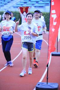 BIB: 7043, 7375
                            <button type="button" onclick="openModal(5947463)" class="btn btn-primary btn-sm float-right btn-popup" data-toggle="modal" data-target=".modal-high-quality">
                        <i class="fas fa-shopping-cart"></i> Add to Cart
                    </button>
                                            <button type="button" onclick="isThisMe(5947463, true)" class="btn btn-success btn-sm float-right btn-popup btn-isme hidden" data-toggle="tooltip" data-placement="bottom" title="นี่คือรูปของคุณใช่ไหม คลิกที่นี่เพื่อเอาเข้าอัลบั้ม">
                        <i class="fas fa-plus"></i> Add to album
                    </button>
                    <button type="button" onclick="isThisMe(5947463, false)" class="btn btn-warning btn-sm float-right btn-popup btn-isnotme hidden">
                        <i class="fas fa-ban"></i> Remove from album
                    </button>