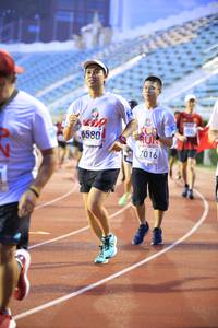 BIB: 6580, 7016, 
                            <button type="button" onclick="openModal(5941247)" class="btn btn-primary btn-sm float-right btn-popup" data-toggle="modal" data-target=".modal-high-quality">
                        <i class="fas fa-shopping-cart"></i> Add to Cart
                    </button>
                                            <button type="button" onclick="isThisMe(5941247, true)" class="btn btn-success btn-sm float-right btn-popup btn-isme hidden" data-toggle="tooltip" data-placement="bottom" title="นี่คือรูปของคุณใช่ไหม คลิกที่นี่เพื่อเอาเข้าอัลบั้ม">
                        <i class="fas fa-plus"></i> Add to album
                    </button>
                    <button type="button" onclick="isThisMe(5941247, false)" class="btn btn-warning btn-sm float-right btn-popup btn-isnotme hidden">
                        <i class="fas fa-ban"></i> Remove from album
                    </button>