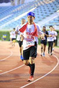 BIB: 4417
                            <button type="button" onclick="openModal(5940561)" class="btn btn-primary btn-sm float-right btn-popup" data-toggle="modal" data-target=".modal-high-quality">
                        <i class="fas fa-shopping-cart"></i> Add to Cart
                    </button>
                                            <button type="button" onclick="isThisMe(5940561, true)" class="btn btn-success btn-sm float-right btn-popup btn-isme hidden" data-toggle="tooltip" data-placement="bottom" title="นี่คือรูปของคุณใช่ไหม คลิกที่นี่เพื่อเอาเข้าอัลบั้ม">
                        <i class="fas fa-plus"></i> Add to album
                    </button>
                    <button type="button" onclick="isThisMe(5940561, false)" class="btn btn-warning btn-sm float-right btn-popup btn-isnotme hidden">
                        <i class="fas fa-ban"></i> Remove from album
                    </button>