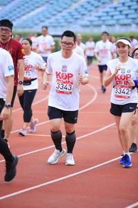 BIB: 3343, 3342
                            <button type="button" onclick="openModal(5976636)" class="btn btn-primary btn-sm float-right btn-popup" data-toggle="modal" data-target=".modal-high-quality">
                        <i class="fas fa-shopping-cart"></i> Add to Cart
                    </button>
                                            <button type="button" onclick="isThisMe(5976636, true)" class="btn btn-success btn-sm float-right btn-popup btn-isme hidden" data-toggle="tooltip" data-placement="bottom" title="นี่คือรูปของคุณใช่ไหม คลิกที่นี่เพื่อเอาเข้าอัลบั้ม">
                        <i class="fas fa-plus"></i> Add to album
                    </button>
                    <button type="button" onclick="isThisMe(5976636, false)" class="btn btn-warning btn-sm float-right btn-popup btn-isnotme hidden">
                        <i class="fas fa-ban"></i> Remove from album
                    </button>