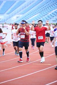 BIB: 2828, 3837, 2642, 282, 
                            <button type="button" onclick="openModal(5971763)" class="btn btn-primary btn-sm float-right btn-popup" data-toggle="modal" data-target=".modal-high-quality">
                        <i class="fas fa-shopping-cart"></i> Add to Cart
                    </button>
                                            <button type="button" onclick="isThisMe(5971763, true)" class="btn btn-success btn-sm float-right btn-popup btn-isme hidden" data-toggle="tooltip" data-placement="bottom" title="นี่คือรูปของคุณใช่ไหม คลิกที่นี่เพื่อเอาเข้าอัลบั้ม">
                        <i class="fas fa-plus"></i> Add to album
                    </button>
                    <button type="button" onclick="isThisMe(5971763, false)" class="btn btn-warning btn-sm float-right btn-popup btn-isnotme hidden">
                        <i class="fas fa-ban"></i> Remove from album
                    </button>