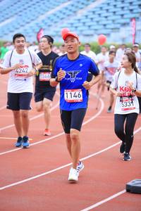 BIB: 4242, 1146, 5331
                            <button type="button" onclick="openModal(5976465)" class="btn btn-primary btn-sm float-right btn-popup" data-toggle="modal" data-target=".modal-high-quality">
                        <i class="fas fa-shopping-cart"></i> Add to Cart
                    </button>
                                            <button type="button" onclick="isThisMe(5976465, true)" class="btn btn-success btn-sm float-right btn-popup btn-isme hidden" data-toggle="tooltip" data-placement="bottom" title="นี่คือรูปของคุณใช่ไหม คลิกที่นี่เพื่อเอาเข้าอัลบั้ม">
                        <i class="fas fa-plus"></i> Add to album
                    </button>
                    <button type="button" onclick="isThisMe(5976465, false)" class="btn btn-warning btn-sm float-right btn-popup btn-isnotme hidden">
                        <i class="fas fa-ban"></i> Remove from album
                    </button>