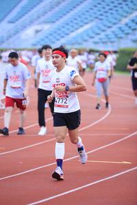 BIB: 772
                            <button type="button" onclick="openModal(5972418)" class="btn btn-primary btn-sm float-right btn-popup" data-toggle="modal" data-target=".modal-high-quality">
                        <i class="fas fa-shopping-cart"></i> Add to Cart
                    </button>
                                            <button type="button" onclick="isThisMe(5972418, true)" class="btn btn-success btn-sm float-right btn-popup btn-isme hidden" data-toggle="tooltip" data-placement="bottom" title="นี่คือรูปของคุณใช่ไหม คลิกที่นี่เพื่อเอาเข้าอัลบั้ม">
                        <i class="fas fa-plus"></i> Add to album
                    </button>
                    <button type="button" onclick="isThisMe(5972418, false)" class="btn btn-warning btn-sm float-right btn-popup btn-isnotme hidden">
                        <i class="fas fa-ban"></i> Remove from album
                    </button>