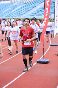 BIB: 6202, 1878
                            <button type="button" onclick="openModal(5970173)" class="btn btn-primary btn-sm float-right btn-popup" data-toggle="modal" data-target=".modal-high-quality">
                        <i class="fas fa-shopping-cart"></i> Add to Cart
                    </button>
                                            <button type="button" onclick="isThisMe(5970173, true)" class="btn btn-success btn-sm float-right btn-popup btn-isme hidden" data-toggle="tooltip" data-placement="bottom" title="นี่คือรูปของคุณใช่ไหม คลิกที่นี่เพื่อเอาเข้าอัลบั้ม">
                        <i class="fas fa-plus"></i> Add to album
                    </button>
                    <button type="button" onclick="isThisMe(5970173, false)" class="btn btn-warning btn-sm float-right btn-popup btn-isnotme hidden">
                        <i class="fas fa-ban"></i> Remove from album
                    </button>