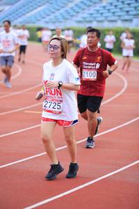 BIB: 2100, 2725
                            <button type="button" onclick="openModal(5976652)" class="btn btn-primary btn-sm float-right btn-popup" data-toggle="modal" data-target=".modal-high-quality">
                        <i class="fas fa-shopping-cart"></i> Add to Cart
                    </button>
                                            <button type="button" onclick="isThisMe(5976652, true)" class="btn btn-success btn-sm float-right btn-popup btn-isme hidden" data-toggle="tooltip" data-placement="bottom" title="นี่คือรูปของคุณใช่ไหม คลิกที่นี่เพื่อเอาเข้าอัลบั้ม">
                        <i class="fas fa-plus"></i> Add to album
                    </button>
                    <button type="button" onclick="isThisMe(5976652, false)" class="btn btn-warning btn-sm float-right btn-popup btn-isnotme hidden">
                        <i class="fas fa-ban"></i> Remove from album
                    </button>