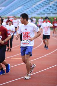 BIB: 2325, 201
                            <button type="button" onclick="openModal(5977904)" class="btn btn-primary btn-sm float-right btn-popup" data-toggle="modal" data-target=".modal-high-quality">
                        <i class="fas fa-shopping-cart"></i> Add to Cart
                    </button>
                                            <button type="button" onclick="isThisMe(5977904, true)" class="btn btn-success btn-sm float-right btn-popup btn-isme hidden" data-toggle="tooltip" data-placement="bottom" title="นี่คือรูปของคุณใช่ไหม คลิกที่นี่เพื่อเอาเข้าอัลบั้ม">
                        <i class="fas fa-plus"></i> Add to album
                    </button>
                    <button type="button" onclick="isThisMe(5977904, false)" class="btn btn-warning btn-sm float-right btn-popup btn-isnotme hidden">
                        <i class="fas fa-ban"></i> Remove from album
                    </button>