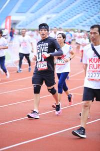 BIB: 2792, 2734, 2277
                            <button type="button" onclick="openModal(5977068)" class="btn btn-primary btn-sm float-right btn-popup" data-toggle="modal" data-target=".modal-high-quality">
                        <i class="fas fa-shopping-cart"></i> Add to Cart
                    </button>
                                            <button type="button" onclick="isThisMe(5977068, true)" class="btn btn-success btn-sm float-right btn-popup btn-isme hidden" data-toggle="tooltip" data-placement="bottom" title="นี่คือรูปของคุณใช่ไหม คลิกที่นี่เพื่อเอาเข้าอัลบั้ม">
                        <i class="fas fa-plus"></i> Add to album
                    </button>
                    <button type="button" onclick="isThisMe(5977068, false)" class="btn btn-warning btn-sm float-right btn-popup btn-isnotme hidden">
                        <i class="fas fa-ban"></i> Remove from album
                    </button>