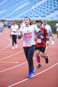 BIB: 207, 3324
                            <button type="button" onclick="openModal(5972619)" class="btn btn-primary btn-sm float-right btn-popup" data-toggle="modal" data-target=".modal-high-quality">
                        <i class="fas fa-shopping-cart"></i> Add to Cart
                    </button>
                                            <button type="button" onclick="isThisMe(5972619, true)" class="btn btn-success btn-sm float-right btn-popup btn-isme hidden" data-toggle="tooltip" data-placement="bottom" title="นี่คือรูปของคุณใช่ไหม คลิกที่นี่เพื่อเอาเข้าอัลบั้ม">
                        <i class="fas fa-plus"></i> Add to album
                    </button>
                    <button type="button" onclick="isThisMe(5972619, false)" class="btn btn-warning btn-sm float-right btn-popup btn-isnotme hidden">
                        <i class="fas fa-ban"></i> Remove from album
                    </button>