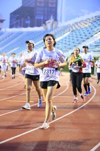 BIB: 0565, 17317
                            <button type="button" onclick="openModal(5941656)" class="btn btn-primary btn-sm float-right btn-popup" data-toggle="modal" data-target=".modal-high-quality">
                        <i class="fas fa-shopping-cart"></i> Add to Cart
                    </button>
                                            <button type="button" onclick="isThisMe(5941656, true)" class="btn btn-success btn-sm float-right btn-popup btn-isme hidden" data-toggle="tooltip" data-placement="bottom" title="นี่คือรูปของคุณใช่ไหม คลิกที่นี่เพื่อเอาเข้าอัลบั้ม">
                        <i class="fas fa-plus"></i> Add to album
                    </button>
                    <button type="button" onclick="isThisMe(5941656, false)" class="btn btn-warning btn-sm float-right btn-popup btn-isnotme hidden">
                        <i class="fas fa-ban"></i> Remove from album
                    </button>