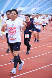 BIB: 1825, 8087
                            <button type="button" onclick="openModal(5970411)" class="btn btn-primary btn-sm float-right btn-popup" data-toggle="modal" data-target=".modal-high-quality">
                        <i class="fas fa-shopping-cart"></i> Add to Cart
                    </button>
                                            <button type="button" onclick="isThisMe(5970411, true)" class="btn btn-success btn-sm float-right btn-popup btn-isme hidden" data-toggle="tooltip" data-placement="bottom" title="นี่คือรูปของคุณใช่ไหม คลิกที่นี่เพื่อเอาเข้าอัลบั้ม">
                        <i class="fas fa-plus"></i> Add to album
                    </button>
                    <button type="button" onclick="isThisMe(5970411, false)" class="btn btn-warning btn-sm float-right btn-popup btn-isnotme hidden">
                        <i class="fas fa-ban"></i> Remove from album
                    </button>