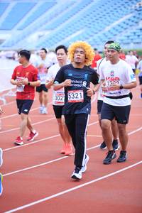 BIB: 3027, 5321
                            <button type="button" onclick="openModal(5971110)" class="btn btn-primary btn-sm float-right btn-popup" data-toggle="modal" data-target=".modal-high-quality">
                        <i class="fas fa-shopping-cart"></i> Add to Cart
                    </button>
                                            <button type="button" onclick="isThisMe(5971110, true)" class="btn btn-success btn-sm float-right btn-popup btn-isme hidden" data-toggle="tooltip" data-placement="bottom" title="นี่คือรูปของคุณใช่ไหม คลิกที่นี่เพื่อเอาเข้าอัลบั้ม">
                        <i class="fas fa-plus"></i> Add to album
                    </button>
                    <button type="button" onclick="isThisMe(5971110, false)" class="btn btn-warning btn-sm float-right btn-popup btn-isnotme hidden">
                        <i class="fas fa-ban"></i> Remove from album
                    </button>