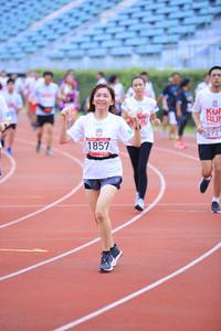 BIB: 272, 1857
                            <button type="button" onclick="openModal(5972761)" class="btn btn-primary btn-sm float-right btn-popup" data-toggle="modal" data-target=".modal-high-quality">
                        <i class="fas fa-shopping-cart"></i> Add to Cart
                    </button>
                                            <button type="button" onclick="isThisMe(5972761, true)" class="btn btn-success btn-sm float-right btn-popup btn-isme hidden" data-toggle="tooltip" data-placement="bottom" title="นี่คือรูปของคุณใช่ไหม คลิกที่นี่เพื่อเอาเข้าอัลบั้ม">
                        <i class="fas fa-plus"></i> Add to album
                    </button>
                    <button type="button" onclick="isThisMe(5972761, false)" class="btn btn-warning btn-sm float-right btn-popup btn-isnotme hidden">
                        <i class="fas fa-ban"></i> Remove from album
                    </button>