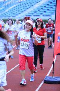 BIB: 6293
                            <button type="button" onclick="openModal(5947285)" class="btn btn-primary btn-sm float-right btn-popup" data-toggle="modal" data-target=".modal-high-quality">
                        <i class="fas fa-shopping-cart"></i> Add to Cart
                    </button>
                                            <button type="button" onclick="isThisMe(5947285, true)" class="btn btn-success btn-sm float-right btn-popup btn-isme hidden" data-toggle="tooltip" data-placement="bottom" title="นี่คือรูปของคุณใช่ไหม คลิกที่นี่เพื่อเอาเข้าอัลบั้ม">
                        <i class="fas fa-plus"></i> Add to album
                    </button>
                    <button type="button" onclick="isThisMe(5947285, false)" class="btn btn-warning btn-sm float-right btn-popup btn-isnotme hidden">
                        <i class="fas fa-ban"></i> Remove from album
                    </button>