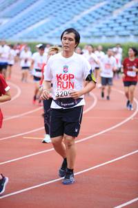 BIB: 3209
                            <button type="button" onclick="openModal(5977796)" class="btn btn-primary btn-sm float-right btn-popup" data-toggle="modal" data-target=".modal-high-quality">
                        <i class="fas fa-shopping-cart"></i> Add to Cart
                    </button>
                                            <button type="button" onclick="isThisMe(5977796, true)" class="btn btn-success btn-sm float-right btn-popup btn-isme hidden" data-toggle="tooltip" data-placement="bottom" title="นี่คือรูปของคุณใช่ไหม คลิกที่นี่เพื่อเอาเข้าอัลบั้ม">
                        <i class="fas fa-plus"></i> Add to album
                    </button>
                    <button type="button" onclick="isThisMe(5977796, false)" class="btn btn-warning btn-sm float-right btn-popup btn-isnotme hidden">
                        <i class="fas fa-ban"></i> Remove from album
                    </button>