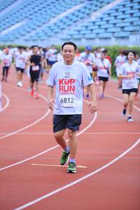 BIB: 6812
                            <button type="button" onclick="openModal(5969181)" class="btn btn-primary btn-sm float-right btn-popup" data-toggle="modal" data-target=".modal-high-quality">
                        <i class="fas fa-shopping-cart"></i> Add to Cart
                    </button>
                                            <button type="button" onclick="isThisMe(5969181, true)" class="btn btn-success btn-sm float-right btn-popup btn-isme hidden" data-toggle="tooltip" data-placement="bottom" title="นี่คือรูปของคุณใช่ไหม คลิกที่นี่เพื่อเอาเข้าอัลบั้ม">
                        <i class="fas fa-plus"></i> Add to album
                    </button>
                    <button type="button" onclick="isThisMe(5969181, false)" class="btn btn-warning btn-sm float-right btn-popup btn-isnotme hidden">
                        <i class="fas fa-ban"></i> Remove from album
                    </button>