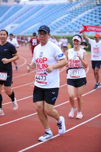 BIB: 5871, 883, 4473
                            <button type="button" onclick="openModal(5973327)" class="btn btn-primary btn-sm float-right btn-popup" data-toggle="modal" data-target=".modal-high-quality">
                        <i class="fas fa-shopping-cart"></i> Add to Cart
                    </button>
                                            <button type="button" onclick="isThisMe(5973327, true)" class="btn btn-success btn-sm float-right btn-popup btn-isme hidden" data-toggle="tooltip" data-placement="bottom" title="นี่คือรูปของคุณใช่ไหม คลิกที่นี่เพื่อเอาเข้าอัลบั้ม">
                        <i class="fas fa-plus"></i> Add to album
                    </button>
                    <button type="button" onclick="isThisMe(5973327, false)" class="btn btn-warning btn-sm float-right btn-popup btn-isnotme hidden">
                        <i class="fas fa-ban"></i> Remove from album
                    </button>