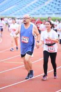 BIB: 2447, 2141
                            <button type="button" onclick="openModal(5977229)" class="btn btn-primary btn-sm float-right btn-popup" data-toggle="modal" data-target=".modal-high-quality">
                        <i class="fas fa-shopping-cart"></i> Add to Cart
                    </button>
                                            <button type="button" onclick="isThisMe(5977229, true)" class="btn btn-success btn-sm float-right btn-popup btn-isme hidden" data-toggle="tooltip" data-placement="bottom" title="นี่คือรูปของคุณใช่ไหม คลิกที่นี่เพื่อเอาเข้าอัลบั้ม">
                        <i class="fas fa-plus"></i> Add to album
                    </button>
                    <button type="button" onclick="isThisMe(5977229, false)" class="btn btn-warning btn-sm float-right btn-popup btn-isnotme hidden">
                        <i class="fas fa-ban"></i> Remove from album
                    </button>