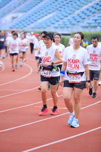 BIB: 362, 2469, 5620
                            <button type="button" onclick="openModal(5977835)" class="btn btn-primary btn-sm float-right btn-popup" data-toggle="modal" data-target=".modal-high-quality">
                        <i class="fas fa-shopping-cart"></i> Add to Cart
                    </button>
                                            <button type="button" onclick="isThisMe(5977835, true)" class="btn btn-success btn-sm float-right btn-popup btn-isme hidden" data-toggle="tooltip" data-placement="bottom" title="นี่คือรูปของคุณใช่ไหม คลิกที่นี่เพื่อเอาเข้าอัลบั้ม">
                        <i class="fas fa-plus"></i> Add to album
                    </button>
                    <button type="button" onclick="isThisMe(5977835, false)" class="btn btn-warning btn-sm float-right btn-popup btn-isnotme hidden">
                        <i class="fas fa-ban"></i> Remove from album
                    </button>