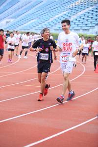 BIB: 6228, 1460
                            <button type="button" onclick="openModal(5976614)" class="btn btn-primary btn-sm float-right btn-popup" data-toggle="modal" data-target=".modal-high-quality">
                        <i class="fas fa-shopping-cart"></i> Add to Cart
                    </button>
                                            <button type="button" onclick="isThisMe(5976614, true)" class="btn btn-success btn-sm float-right btn-popup btn-isme hidden" data-toggle="tooltip" data-placement="bottom" title="นี่คือรูปของคุณใช่ไหม คลิกที่นี่เพื่อเอาเข้าอัลบั้ม">
                        <i class="fas fa-plus"></i> Add to album
                    </button>
                    <button type="button" onclick="isThisMe(5976614, false)" class="btn btn-warning btn-sm float-right btn-popup btn-isnotme hidden">
                        <i class="fas fa-ban"></i> Remove from album
                    </button>