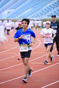 BIB: 1492, 4180
                            <button type="button" onclick="openModal(5975863)" class="btn btn-primary btn-sm float-right btn-popup" data-toggle="modal" data-target=".modal-high-quality">
                        <i class="fas fa-shopping-cart"></i> Add to Cart
                    </button>
                                            <button type="button" onclick="isThisMe(5975863, true)" class="btn btn-success btn-sm float-right btn-popup btn-isme hidden" data-toggle="tooltip" data-placement="bottom" title="นี่คือรูปของคุณใช่ไหม คลิกที่นี่เพื่อเอาเข้าอัลบั้ม">
                        <i class="fas fa-plus"></i> Add to album
                    </button>
                    <button type="button" onclick="isThisMe(5975863, false)" class="btn btn-warning btn-sm float-right btn-popup btn-isnotme hidden">
                        <i class="fas fa-ban"></i> Remove from album
                    </button>