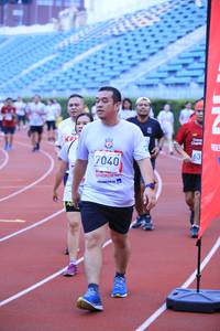 BIB: 7040
                            <button type="button" onclick="openModal(5947885)" class="btn btn-primary btn-sm float-right btn-popup" data-toggle="modal" data-target=".modal-high-quality">
                        <i class="fas fa-shopping-cart"></i> Add to Cart
                    </button>
                                            <button type="button" onclick="isThisMe(5947885, true)" class="btn btn-success btn-sm float-right btn-popup btn-isme hidden" data-toggle="tooltip" data-placement="bottom" title="นี่คือรูปของคุณใช่ไหม คลิกที่นี่เพื่อเอาเข้าอัลบั้ม">
                        <i class="fas fa-plus"></i> Add to album
                    </button>
                    <button type="button" onclick="isThisMe(5947885, false)" class="btn btn-warning btn-sm float-right btn-popup btn-isnotme hidden">
                        <i class="fas fa-ban"></i> Remove from album
                    </button>