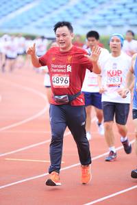 BIB: 2983, 4896
                            <button type="button" onclick="openModal(5977223)" class="btn btn-primary btn-sm float-right btn-popup" data-toggle="modal" data-target=".modal-high-quality">
                        <i class="fas fa-shopping-cart"></i> Add to Cart
                    </button>
                                            <button type="button" onclick="isThisMe(5977223, true)" class="btn btn-success btn-sm float-right btn-popup btn-isme hidden" data-toggle="tooltip" data-placement="bottom" title="นี่คือรูปของคุณใช่ไหม คลิกที่นี่เพื่อเอาเข้าอัลบั้ม">
                        <i class="fas fa-plus"></i> Add to album
                    </button>
                    <button type="button" onclick="isThisMe(5977223, false)" class="btn btn-warning btn-sm float-right btn-popup btn-isnotme hidden">
                        <i class="fas fa-ban"></i> Remove from album
                    </button>