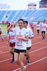 BIB: 419, 2817
                            <button type="button" onclick="openModal(5970147)" class="btn btn-primary btn-sm float-right btn-popup" data-toggle="modal" data-target=".modal-high-quality">
                        <i class="fas fa-shopping-cart"></i> Add to Cart
                    </button>
                                            <button type="button" onclick="isThisMe(5970147, true)" class="btn btn-success btn-sm float-right btn-popup btn-isme hidden" data-toggle="tooltip" data-placement="bottom" title="นี่คือรูปของคุณใช่ไหม คลิกที่นี่เพื่อเอาเข้าอัลบั้ม">
                        <i class="fas fa-plus"></i> Add to album
                    </button>
                    <button type="button" onclick="isThisMe(5970147, false)" class="btn btn-warning btn-sm float-right btn-popup btn-isnotme hidden">
                        <i class="fas fa-ban"></i> Remove from album
                    </button>