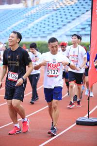 BIB: 1926, 5137, 5136
                            <button type="button" onclick="openModal(5974907)" class="btn btn-primary btn-sm float-right btn-popup" data-toggle="modal" data-target=".modal-high-quality">
                        <i class="fas fa-shopping-cart"></i> Add to Cart
                    </button>
                                            <button type="button" onclick="isThisMe(5974907, true)" class="btn btn-success btn-sm float-right btn-popup btn-isme hidden" data-toggle="tooltip" data-placement="bottom" title="นี่คือรูปของคุณใช่ไหม คลิกที่นี่เพื่อเอาเข้าอัลบั้ม">
                        <i class="fas fa-plus"></i> Add to album
                    </button>
                    <button type="button" onclick="isThisMe(5974907, false)" class="btn btn-warning btn-sm float-right btn-popup btn-isnotme hidden">
                        <i class="fas fa-ban"></i> Remove from album
                    </button>