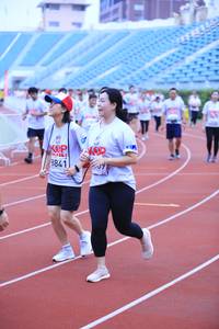 BIB: 8841
                            <button type="button" onclick="openModal(5948332)" class="btn btn-primary btn-sm float-right btn-popup" data-toggle="modal" data-target=".modal-high-quality">
                        <i class="fas fa-shopping-cart"></i> Add to Cart
                    </button>
                                            <button type="button" onclick="isThisMe(5948332, true)" class="btn btn-success btn-sm float-right btn-popup btn-isme hidden" data-toggle="tooltip" data-placement="bottom" title="นี่คือรูปของคุณใช่ไหม คลิกที่นี่เพื่อเอาเข้าอัลบั้ม">
                        <i class="fas fa-plus"></i> Add to album
                    </button>
                    <button type="button" onclick="isThisMe(5948332, false)" class="btn btn-warning btn-sm float-right btn-popup btn-isnotme hidden">
                        <i class="fas fa-ban"></i> Remove from album
                    </button>