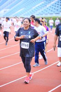 BIB: 8968
                            <button type="button" onclick="openModal(5972920)" class="btn btn-primary btn-sm float-right btn-popup" data-toggle="modal" data-target=".modal-high-quality">
                        <i class="fas fa-shopping-cart"></i> Add to Cart
                    </button>
                                            <button type="button" onclick="isThisMe(5972920, true)" class="btn btn-success btn-sm float-right btn-popup btn-isme hidden" data-toggle="tooltip" data-placement="bottom" title="นี่คือรูปของคุณใช่ไหม คลิกที่นี่เพื่อเอาเข้าอัลบั้ม">
                        <i class="fas fa-plus"></i> Add to album
                    </button>
                    <button type="button" onclick="isThisMe(5972920, false)" class="btn btn-warning btn-sm float-right btn-popup btn-isnotme hidden">
                        <i class="fas fa-ban"></i> Remove from album
                    </button>