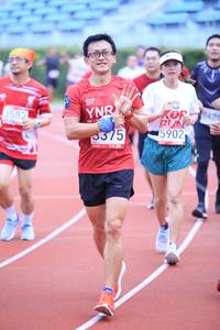 BIB: 3582, 375, 5902
                            <button type="button" onclick="openModal(5956687)" class="btn btn-primary btn-sm float-right btn-popup" data-toggle="modal" data-target=".modal-high-quality">
                        <i class="fas fa-shopping-cart"></i> Add to Cart
                    </button>
                                            <button type="button" onclick="isThisMe(5956687, true)" class="btn btn-success btn-sm float-right btn-popup btn-isme hidden" data-toggle="tooltip" data-placement="bottom" title="นี่คือรูปของคุณใช่ไหม คลิกที่นี่เพื่อเอาเข้าอัลบั้ม">
                        <i class="fas fa-plus"></i> Add to album
                    </button>
                    <button type="button" onclick="isThisMe(5956687, false)" class="btn btn-warning btn-sm float-right btn-popup btn-isnotme hidden">
                        <i class="fas fa-ban"></i> Remove from album
                    </button>