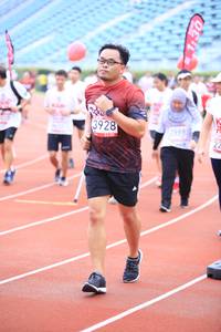 BIB: 3928
                            <button type="button" onclick="openModal(5976527)" class="btn btn-primary btn-sm float-right btn-popup" data-toggle="modal" data-target=".modal-high-quality">
                        <i class="fas fa-shopping-cart"></i> Add to Cart
                    </button>
                                            <button type="button" onclick="isThisMe(5976527, true)" class="btn btn-success btn-sm float-right btn-popup btn-isme hidden" data-toggle="tooltip" data-placement="bottom" title="นี่คือรูปของคุณใช่ไหม คลิกที่นี่เพื่อเอาเข้าอัลบั้ม">
                        <i class="fas fa-plus"></i> Add to album
                    </button>
                    <button type="button" onclick="isThisMe(5976527, false)" class="btn btn-warning btn-sm float-right btn-popup btn-isnotme hidden">
                        <i class="fas fa-ban"></i> Remove from album
                    </button>