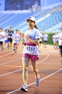 BIB: 8151
                            <button type="button" onclick="openModal(5942284)" class="btn btn-primary btn-sm float-right btn-popup" data-toggle="modal" data-target=".modal-high-quality">
                        <i class="fas fa-shopping-cart"></i> Add to Cart
                    </button>
                                            <button type="button" onclick="isThisMe(5942284, true)" class="btn btn-success btn-sm float-right btn-popup btn-isme hidden" data-toggle="tooltip" data-placement="bottom" title="นี่คือรูปของคุณใช่ไหม คลิกที่นี่เพื่อเอาเข้าอัลบั้ม">
                        <i class="fas fa-plus"></i> Add to album
                    </button>
                    <button type="button" onclick="isThisMe(5942284, false)" class="btn btn-warning btn-sm float-right btn-popup btn-isnotme hidden">
                        <i class="fas fa-ban"></i> Remove from album
                    </button>