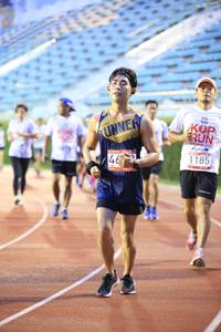 BIB: 1185, 
                            <button type="button" onclick="openModal(5941669)" class="btn btn-primary btn-sm float-right btn-popup" data-toggle="modal" data-target=".modal-high-quality">
                        <i class="fas fa-shopping-cart"></i> Add to Cart
                    </button>
                                            <button type="button" onclick="isThisMe(5941669, true)" class="btn btn-success btn-sm float-right btn-popup btn-isme hidden" data-toggle="tooltip" data-placement="bottom" title="นี่คือรูปของคุณใช่ไหม คลิกที่นี่เพื่อเอาเข้าอัลบั้ม">
                        <i class="fas fa-plus"></i> Add to album
                    </button>
                    <button type="button" onclick="isThisMe(5941669, false)" class="btn btn-warning btn-sm float-right btn-popup btn-isnotme hidden">
                        <i class="fas fa-ban"></i> Remove from album
                    </button>