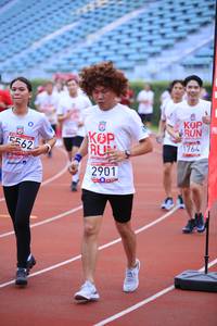 BIB: 5562, 1764, 2901
                            <button type="button" onclick="openModal(5973095)" class="btn btn-primary btn-sm float-right btn-popup" data-toggle="modal" data-target=".modal-high-quality">
                        <i class="fas fa-shopping-cart"></i> Add to Cart
                    </button>
                                            <button type="button" onclick="isThisMe(5973095, true)" class="btn btn-success btn-sm float-right btn-popup btn-isme hidden" data-toggle="tooltip" data-placement="bottom" title="นี่คือรูปของคุณใช่ไหม คลิกที่นี่เพื่อเอาเข้าอัลบั้ม">
                        <i class="fas fa-plus"></i> Add to album
                    </button>
                    <button type="button" onclick="isThisMe(5973095, false)" class="btn btn-warning btn-sm float-right btn-popup btn-isnotme hidden">
                        <i class="fas fa-ban"></i> Remove from album
                    </button>