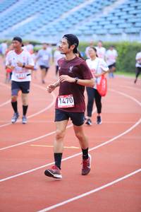 BIB: 1470
                            <button type="button" onclick="openModal(5975247)" class="btn btn-primary btn-sm float-right btn-popup" data-toggle="modal" data-target=".modal-high-quality">
                        <i class="fas fa-shopping-cart"></i> Add to Cart
                    </button>
                                            <button type="button" onclick="isThisMe(5975247, true)" class="btn btn-success btn-sm float-right btn-popup btn-isme hidden" data-toggle="tooltip" data-placement="bottom" title="นี่คือรูปของคุณใช่ไหม คลิกที่นี่เพื่อเอาเข้าอัลบั้ม">
                        <i class="fas fa-plus"></i> Add to album
                    </button>
                    <button type="button" onclick="isThisMe(5975247, false)" class="btn btn-warning btn-sm float-right btn-popup btn-isnotme hidden">
                        <i class="fas fa-ban"></i> Remove from album
                    </button>