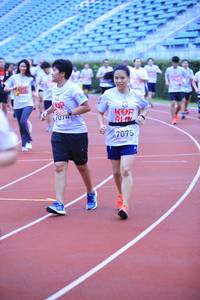 BIB: 7075
                            <button type="button" onclick="openModal(5946431)" class="btn btn-primary btn-sm float-right btn-popup" data-toggle="modal" data-target=".modal-high-quality">
                        <i class="fas fa-shopping-cart"></i> Add to Cart
                    </button>
                                            <button type="button" onclick="isThisMe(5946431, true)" class="btn btn-success btn-sm float-right btn-popup btn-isme hidden" data-toggle="tooltip" data-placement="bottom" title="นี่คือรูปของคุณใช่ไหม คลิกที่นี่เพื่อเอาเข้าอัลบั้ม">
                        <i class="fas fa-plus"></i> Add to album
                    </button>
                    <button type="button" onclick="isThisMe(5946431, false)" class="btn btn-warning btn-sm float-right btn-popup btn-isnotme hidden">
                        <i class="fas fa-ban"></i> Remove from album
                    </button>