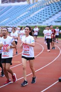 BIB: 854, 1853
                            <button type="button" onclick="openModal(5972985)" class="btn btn-primary btn-sm float-right btn-popup" data-toggle="modal" data-target=".modal-high-quality">
                        <i class="fas fa-shopping-cart"></i> Add to Cart
                    </button>
                                            <button type="button" onclick="isThisMe(5972985, true)" class="btn btn-success btn-sm float-right btn-popup btn-isme hidden" data-toggle="tooltip" data-placement="bottom" title="นี่คือรูปของคุณใช่ไหม คลิกที่นี่เพื่อเอาเข้าอัลบั้ม">
                        <i class="fas fa-plus"></i> Add to album
                    </button>
                    <button type="button" onclick="isThisMe(5972985, false)" class="btn btn-warning btn-sm float-right btn-popup btn-isnotme hidden">
                        <i class="fas fa-ban"></i> Remove from album
                    </button>