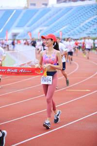 BIB: 7054
                            <button type="button" onclick="openModal(5975569)" class="btn btn-primary btn-sm float-right btn-popup" data-toggle="modal" data-target=".modal-high-quality">
                        <i class="fas fa-shopping-cart"></i> Add to Cart
                    </button>
                                            <button type="button" onclick="isThisMe(5975569, true)" class="btn btn-success btn-sm float-right btn-popup btn-isme hidden" data-toggle="tooltip" data-placement="bottom" title="นี่คือรูปของคุณใช่ไหม คลิกที่นี่เพื่อเอาเข้าอัลบั้ม">
                        <i class="fas fa-plus"></i> Add to album
                    </button>
                    <button type="button" onclick="isThisMe(5975569, false)" class="btn btn-warning btn-sm float-right btn-popup btn-isnotme hidden">
                        <i class="fas fa-ban"></i> Remove from album
                    </button>